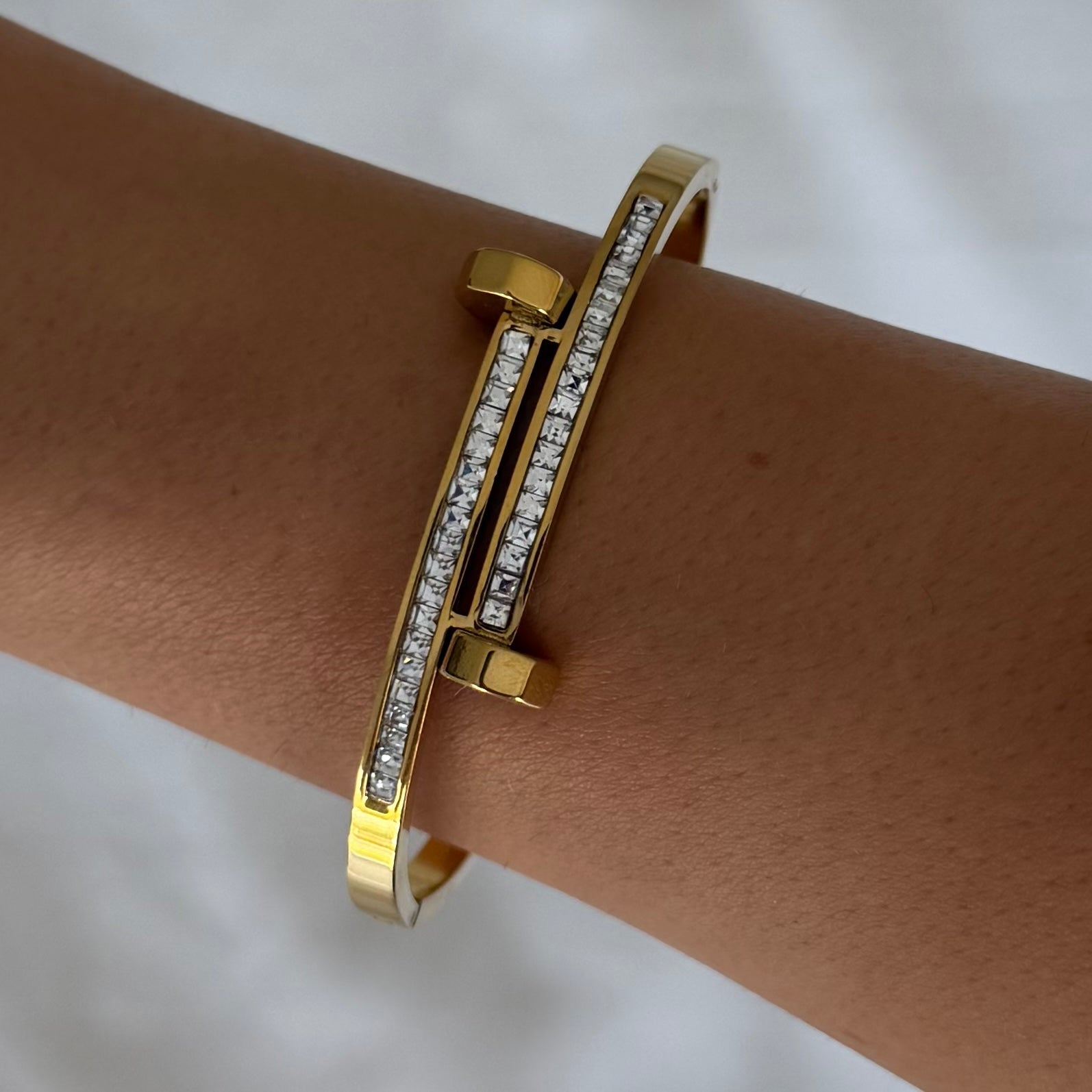 Radiant Row Bangle - EVRYJEWELS