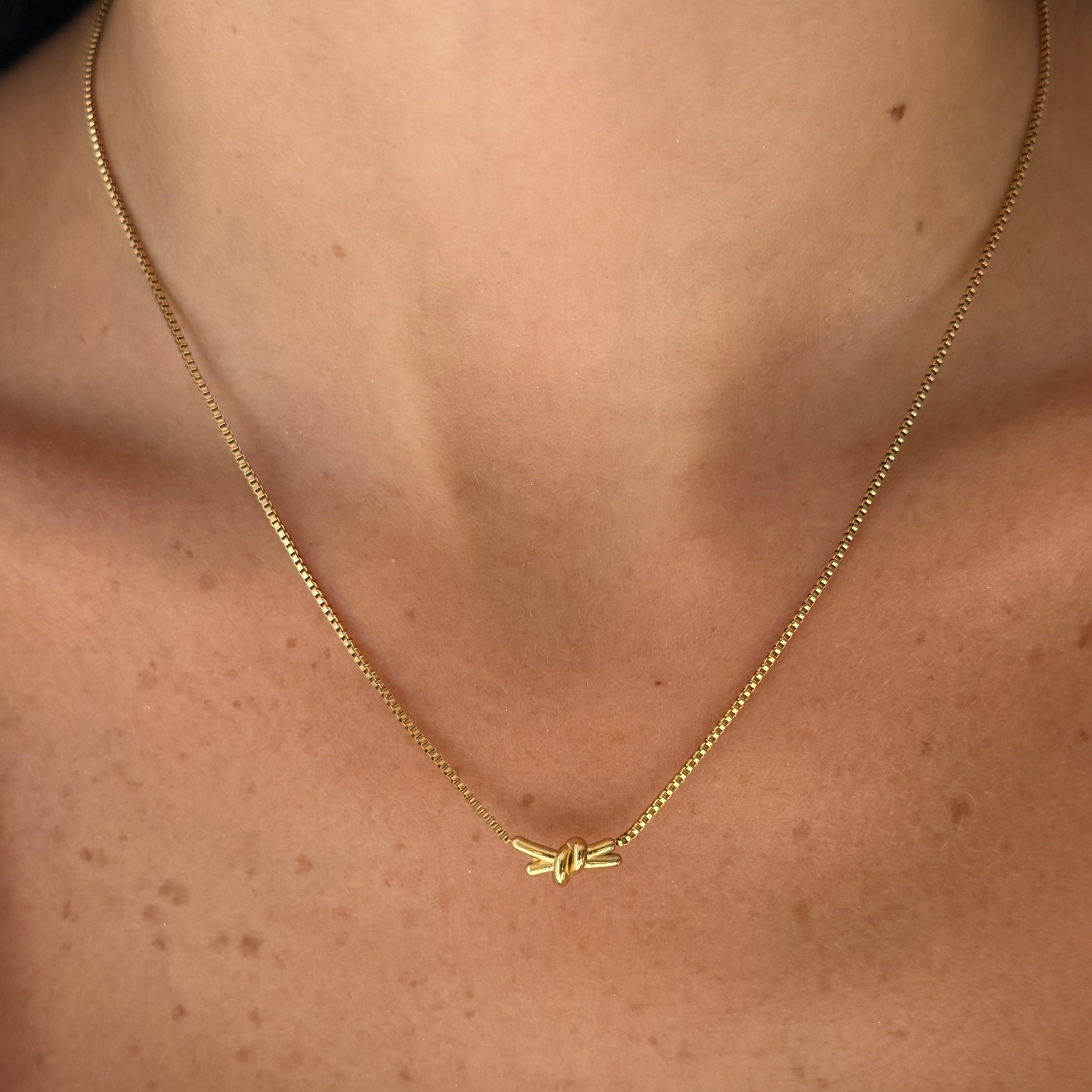 Knotty Babe Necklace - EVRYJEWELS