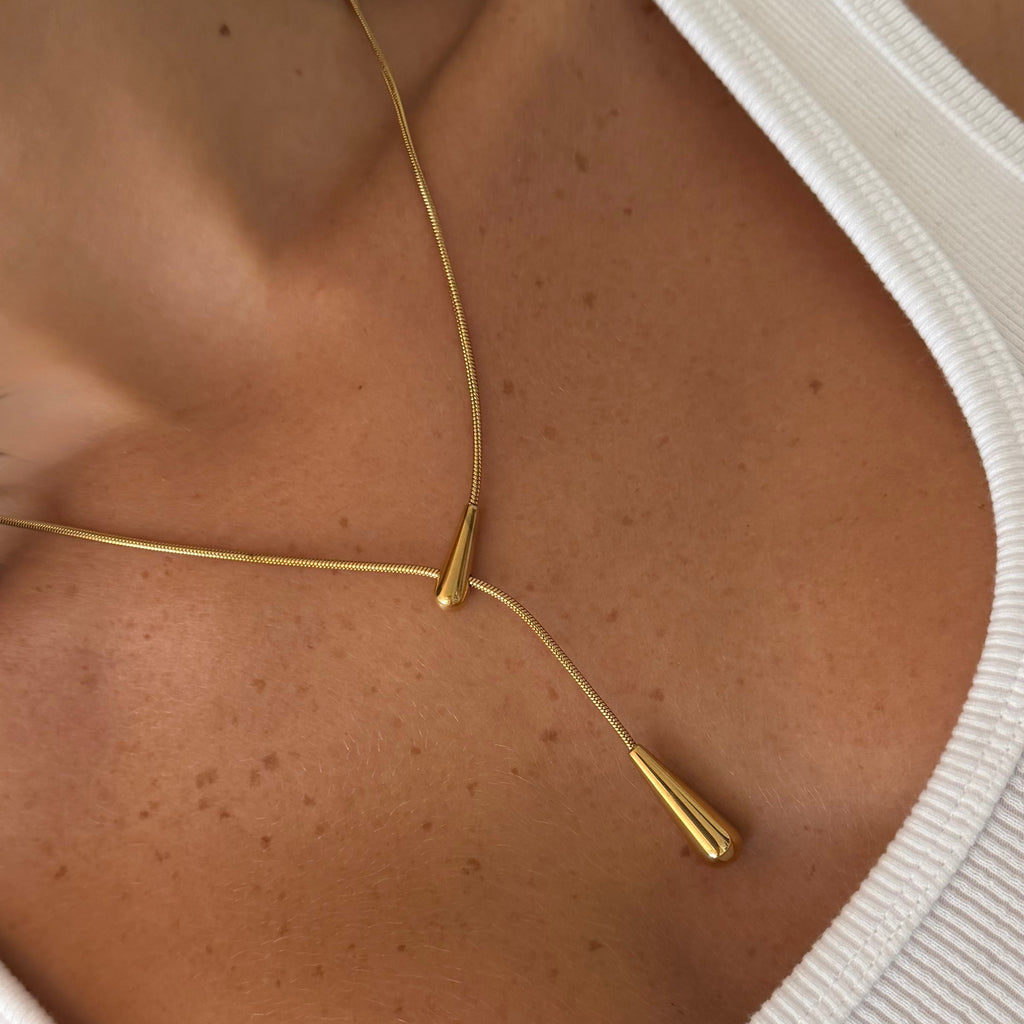 Leah Lariat Necklace