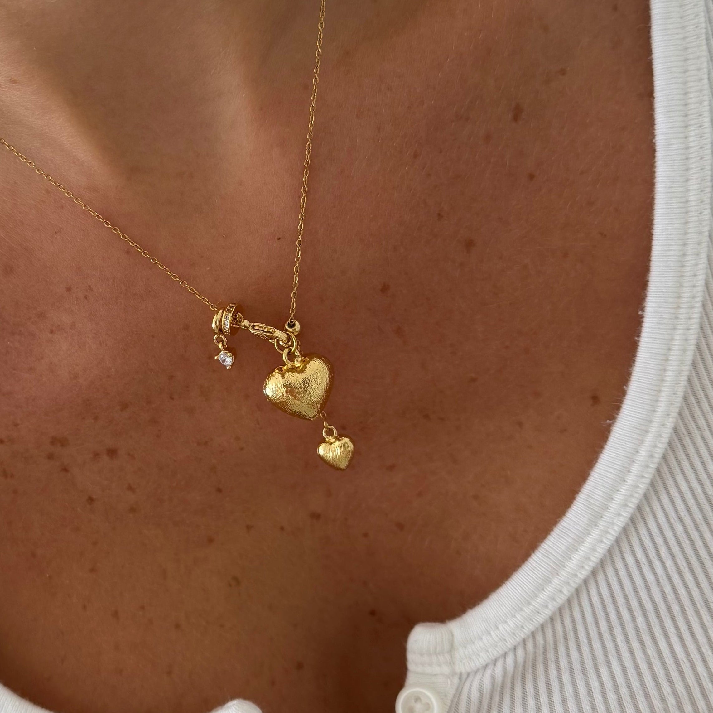 Hearts in Motion Necklace - EVRYJEWELS