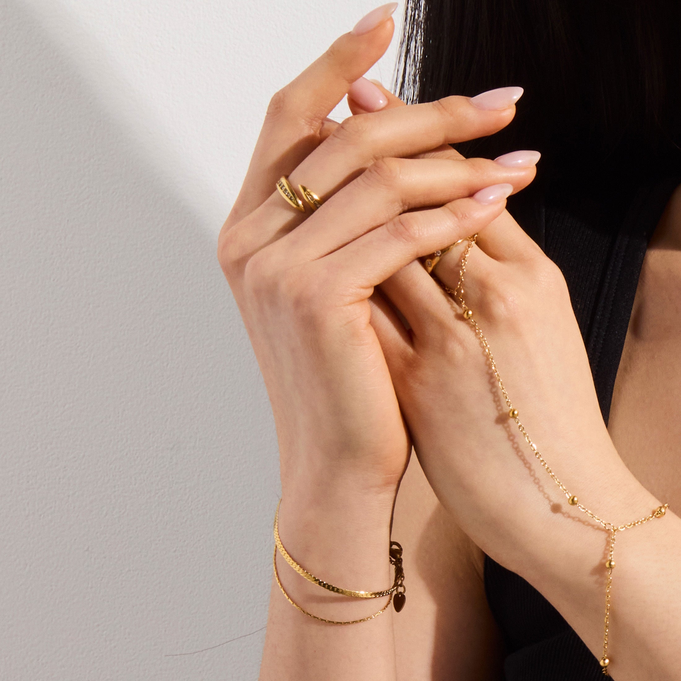 Viral Hand Chains: Anti Tarnish Waterproof