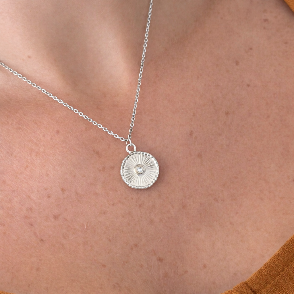 Sunny Babe Necklace - EVRYJEWELS